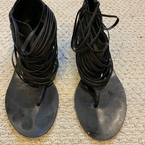 Black sandals stylish